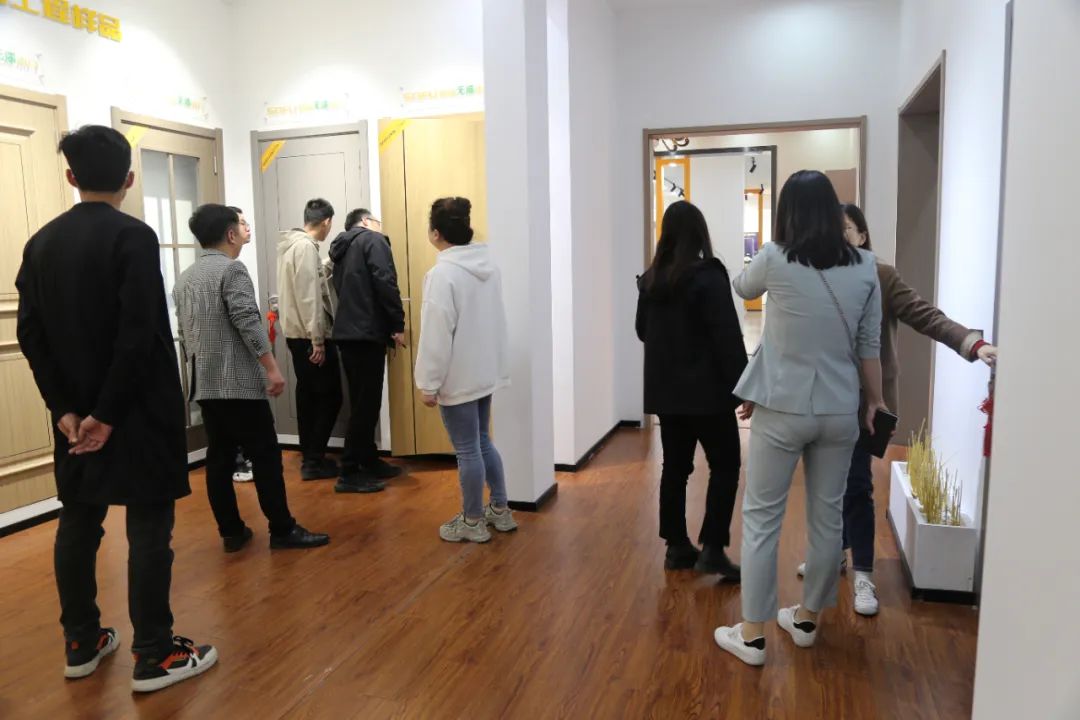 促合作、谋发展——融创丽彩文旅公司莅临榴莲视频下载安装污门业考察指导